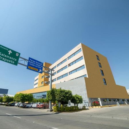 Capital O Hotel Casa Real Celaya Celaya  Eksteriør billede