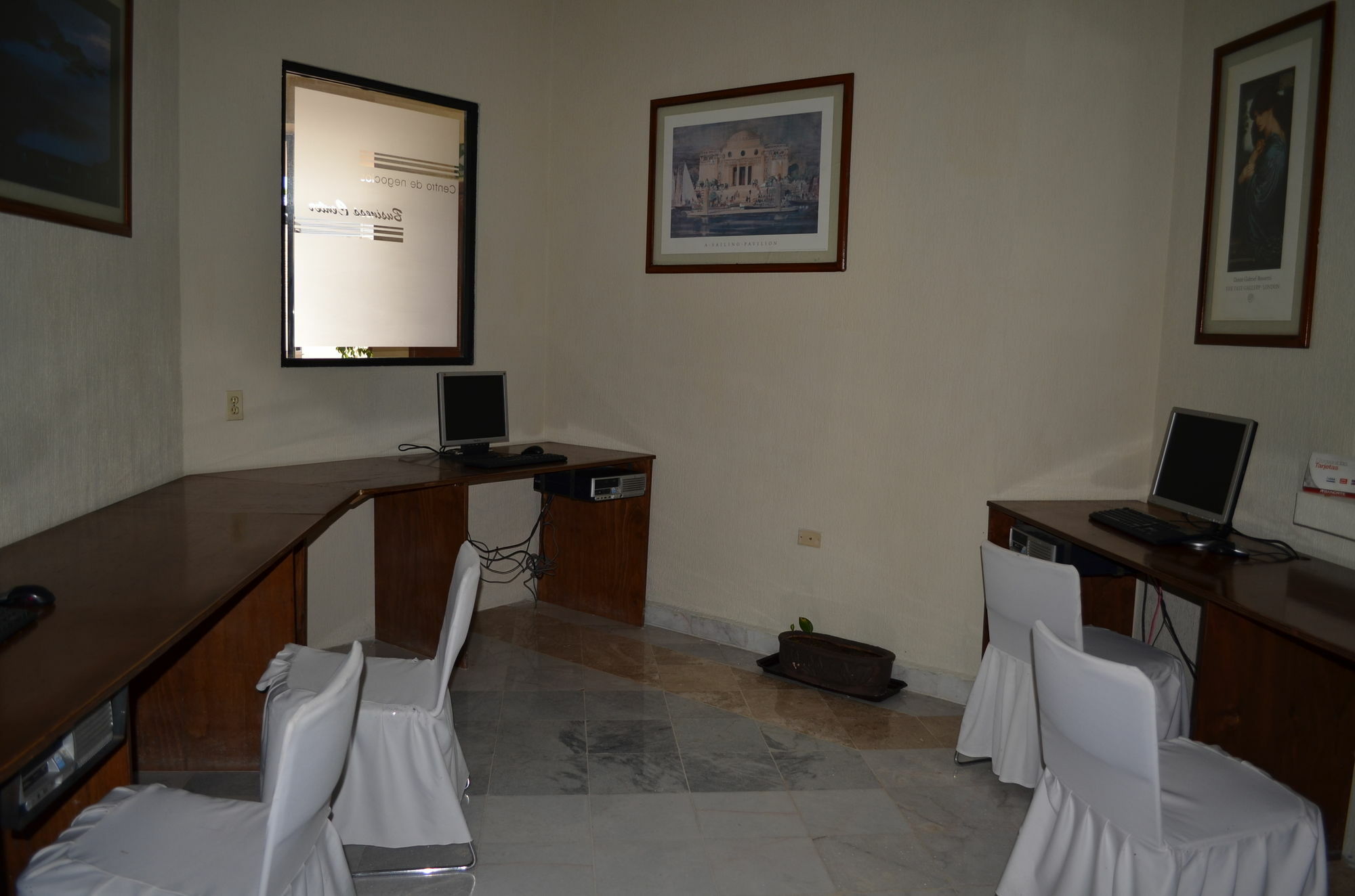 Capital O Hotel Casa Real Celaya Celaya  Eksteriør billede